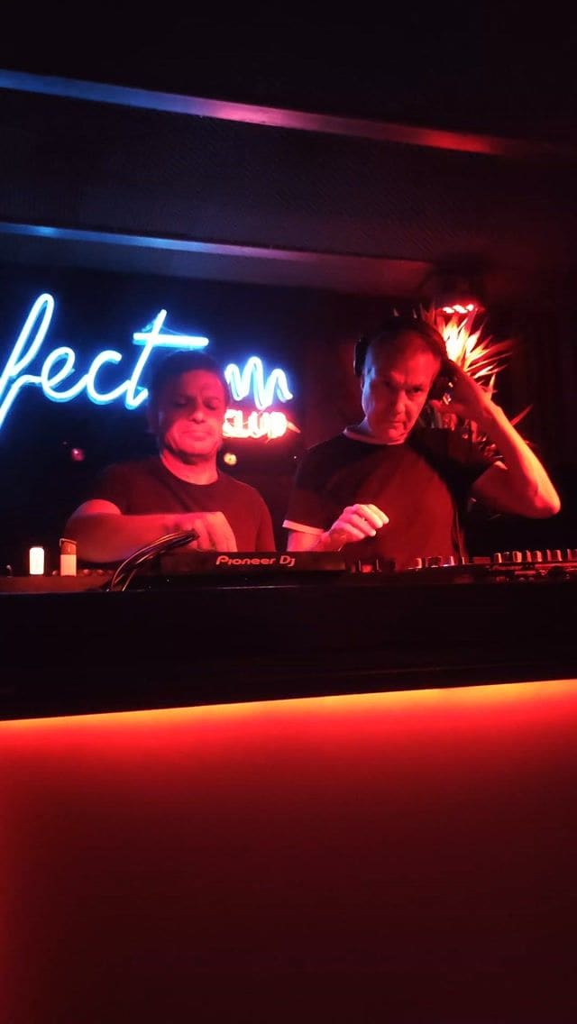 Efecto Club — foto 1